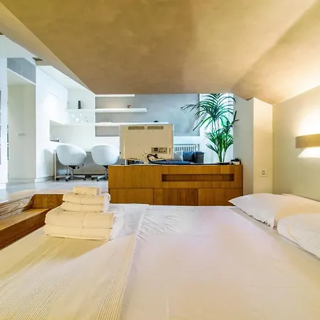 Kolonaki, Nick Apartment Athens