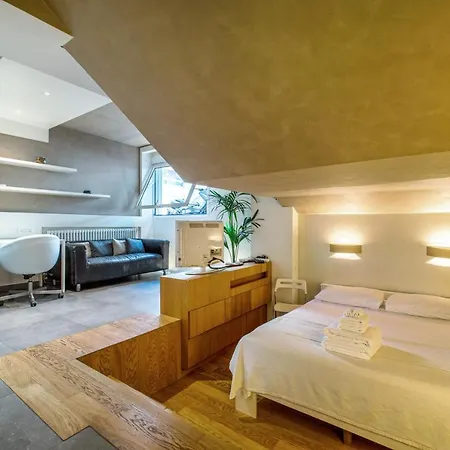 Kolonaki, Nick Apartment Athens