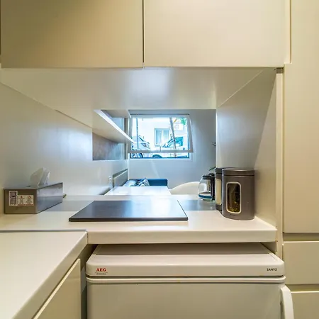 Kolonaki, Nick Apartment Athens